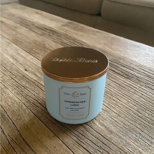 White Barn Sun-Drenched Linen Candle with Gold Lid